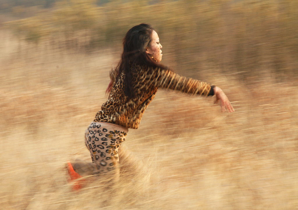 “放歸的豹子”創意人像