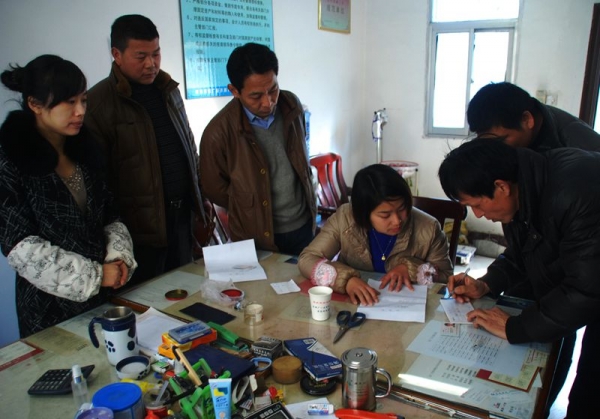 發放農民工工資。。。。。。。。。