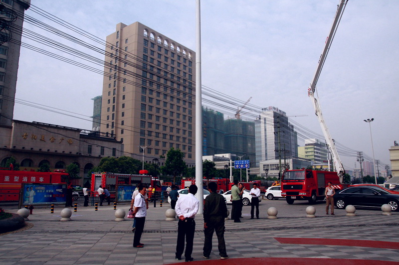 市消防組織高層建筑消防演習