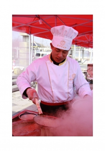 熱騰騰的淮南牛肉湯