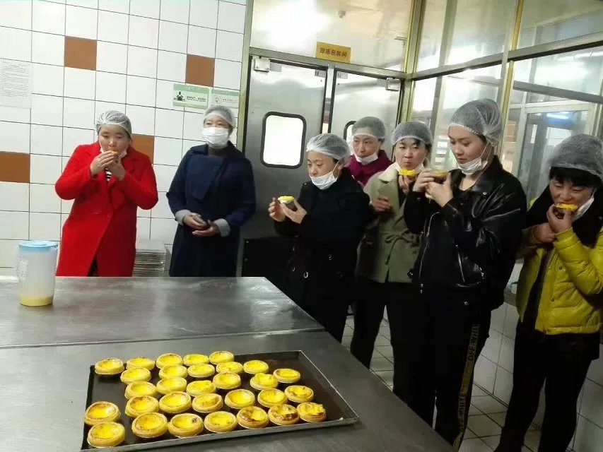 讓顧客買的放心吃的放心 蘇果超市邀媒體及顧客參觀食品加工流程