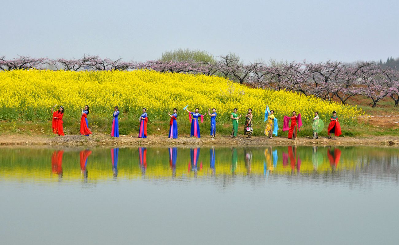 淮南圖片網與麟媛佳麗八公山下與美麗相約