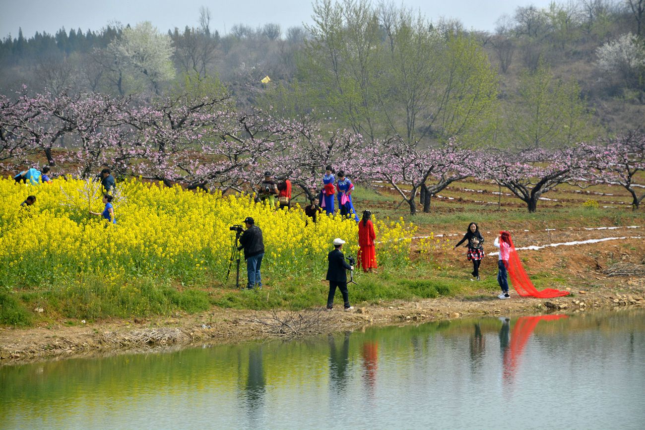 淮南圖片網與麟媛佳麗八公山下與美麗相約